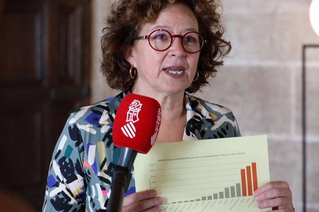 Archivo - La consellera de Innovación, Universidades, Ciencia y Sociedad Digital, Josefina Bueno