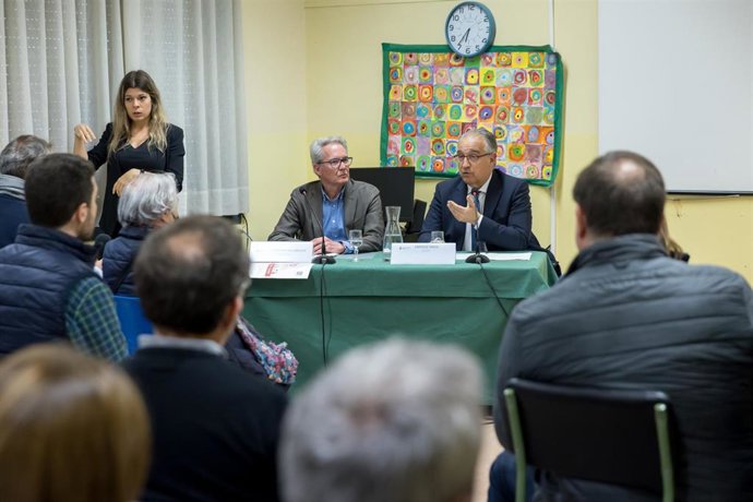 Archivo - Imagen de archivo de un Foro de Barrio.