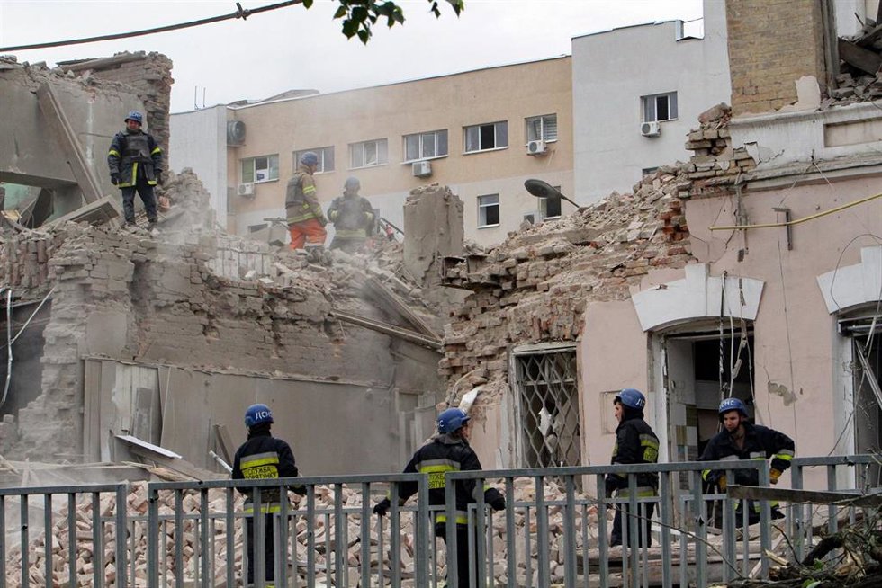 Edificio destruido por los ataques en Dnipro
