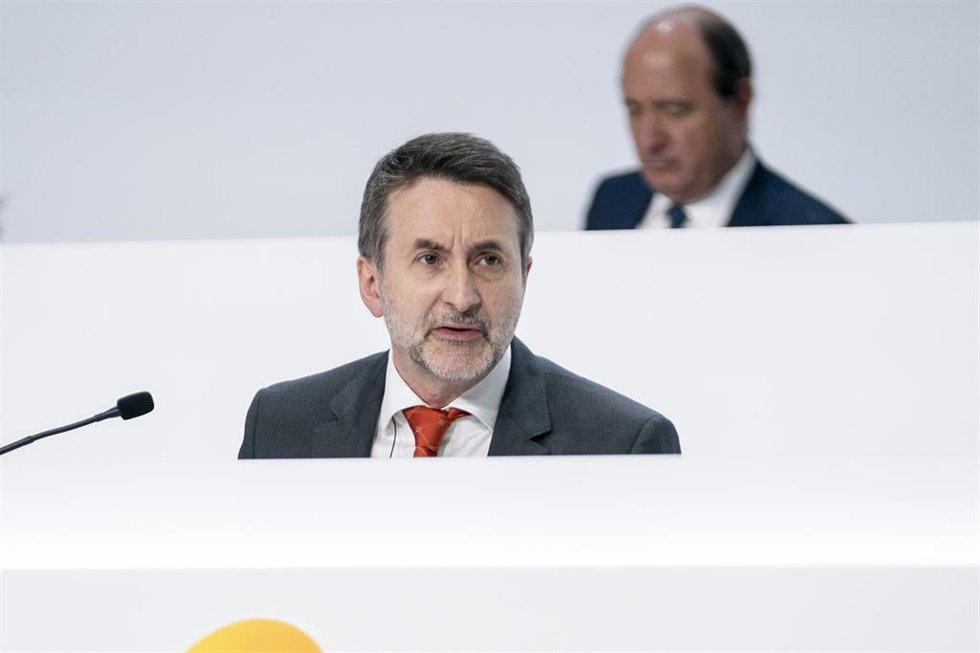 Archivo - El consejero delegado de Repsol, Josu Jon Imaz, interviene durante la Junta General de Accionistas de Repsol, en el Palacio Municipal de Congresos de Campo de las Naciones, a 6 de mayo de 2022, en Madrid (España). 