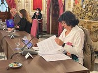 IU reclama la conexión marítima Cádiz-Huelva y la mejora y puesta a punto del transporte marítimo en la provincia