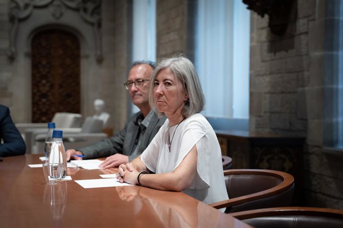 La presidenta de l'ANC, Dolors Feliu, durant una reunió amb el president de la Generalitat, en el Palau de la Generalitat, a 13 de setembre de 2022, a Barcelona