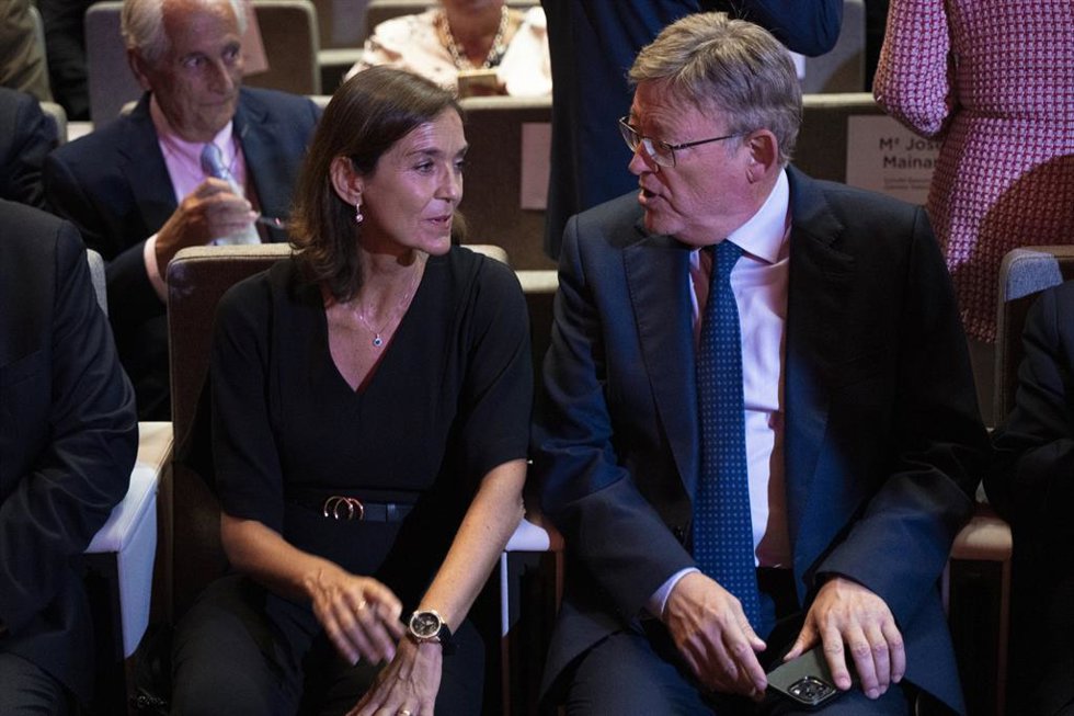 Reyes Maroto y Ximo Puig en la Noche de la Economía Valenciana