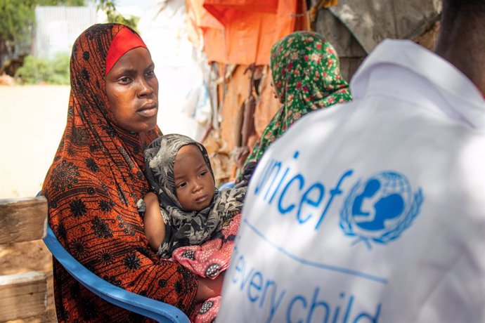 Archivo - Trabajadores de Unicef en Somalia