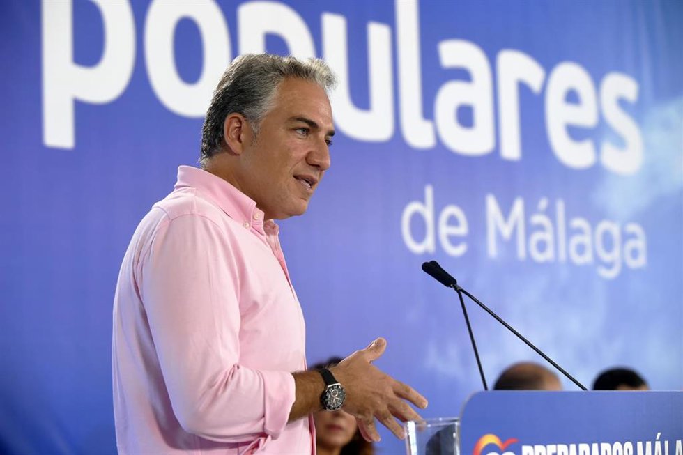 El coordinador general del PP y presidente del PP de Málaga, Elías Bendodo, durante la clausura de la Junta Directiva Provincial del PP de Málaga a 31 de agosto de 2022 en Málaga, (Andalucía, España)