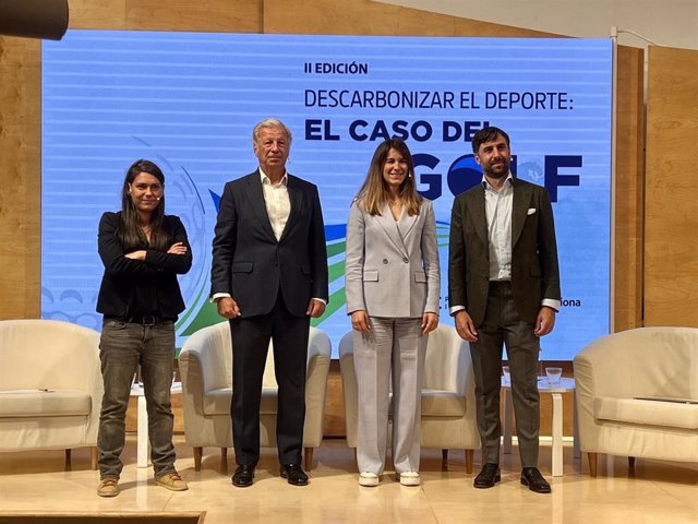 La concejala de Deporte del Ayuntamiento de Madrid, Sofía Miranda, en el II foro 'Descarbonizar el deporte: El caso del golf'.