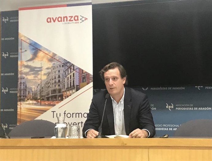 El director de la concesionaria del transporte de autobús en Zaragoza, Avanza, Guillermo Ríos