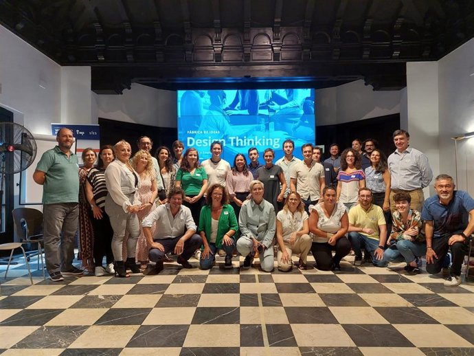 Empleo lanza 'Empezar a Emprender' para ayudar a iniciar 100 nuevas ideas de negocio desde la tecnología y la innovación.