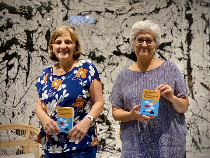 Glria Santa-Maria y Pilar Tur, autoras del libro 'Els anys americans d'Irene Polo' (Cal Carré), en la presentación del libro en Barcelona