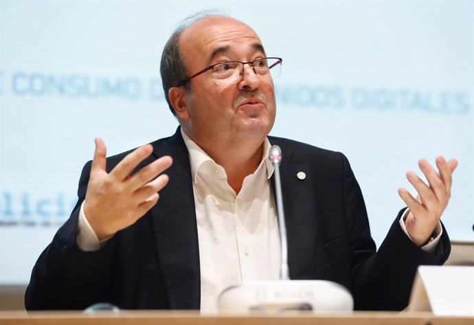 El ministro de Cultura y Deporte, Miquel Iceta, preside la presentación del Observatorio de Piratería y hábitos culturales 2021, en el Museo Arqueológico Nacional, a 14 de septiembre de 2022, en Madrid (España). El Observatorio está organizado por la Co
