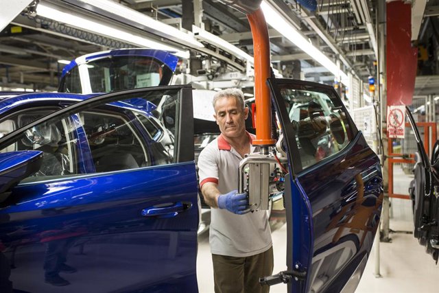 Archivo - Producció a la planta de Seat a Martorell 