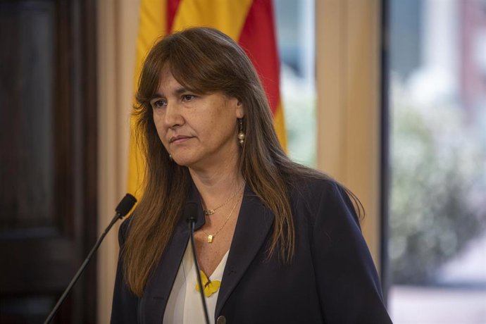 Archivo - La presidenta del Parlament, Laura Borrs, comparece tras la decisión de la mesa del Parlament de suspender su cargo, a 28 de julio de 2022, en Barcelona, Cataluña (España).  