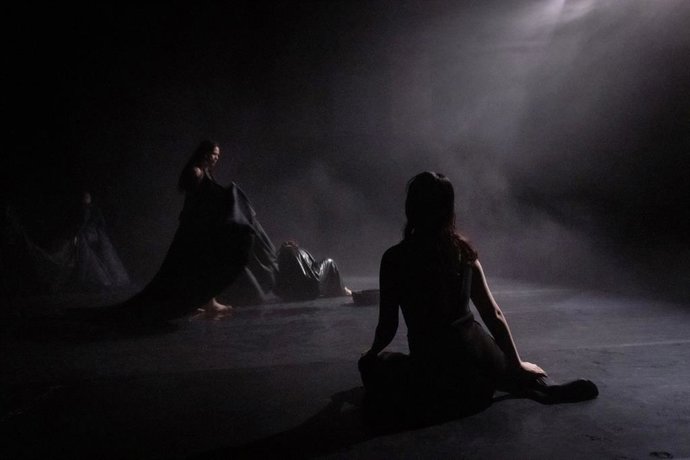 Les Arts se adentra en los nuevos lenguajes musicales y escénicos con 'Zelle, wenn es dunkel wird'