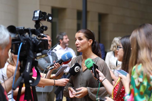 La portavoz de Cs en Les Corts Valencianes, Ruth Merino, durante su comparecencia ante los medios de comunicación.