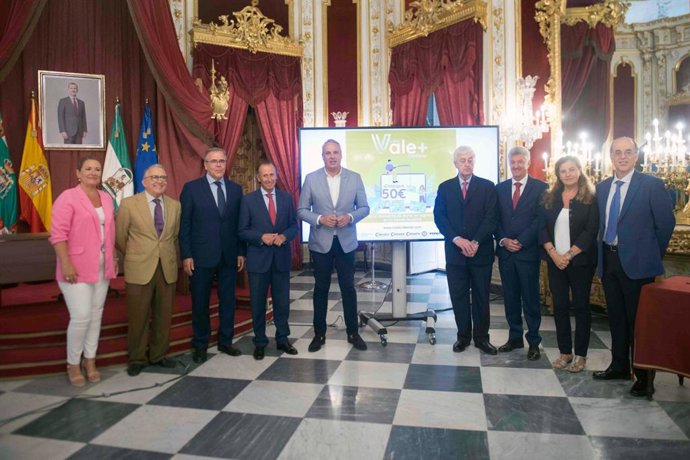 Presentación de la campaña 'Cádiz Vale Más'.