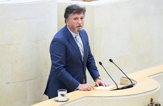 Archivo - Cristóbal Palacio, diputado de Vox en el Parlamento de Cantabria