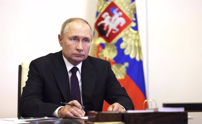 13 September 2022, Russia, Moscow: Russian President Vladimir Putin attends a video conference meeting of the Collective Security Council of the Collective Security Treaty Organization to discuss the developments at the Armenia-Azerbaijan border, from t