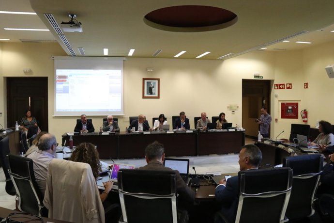 Sesión extraordinaria de Consejo de Gobierno de la UCO celebrada en el Rectorado.