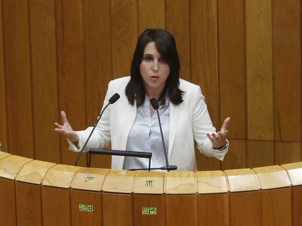 Archivo - La conselleira de Promoción do Emprego e Igualdade, María Jesús Lorenzana, en una imagen de archivo