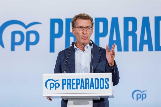 El presidente del Partido Popular, Alberto Núñez Feijóo, interviene en la Junta Directiva Regional del PP, en la Finca "El Molino de la Venta", a 13 de septiembre de 2022, en Segovia, Castilla y León (España). 