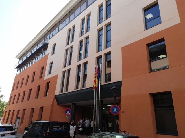 Edificio de los Juzgados de Sa Gerreria, donde se encuentran los Juzgados de Menores, Mercantiles, de Primera Instancia, Fiscalía de Menores y el Registro Civil.