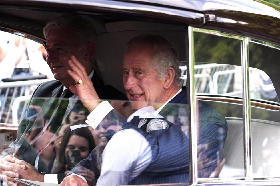 Carlos III de Inglaterra a su llegada al palacio de Westminster
