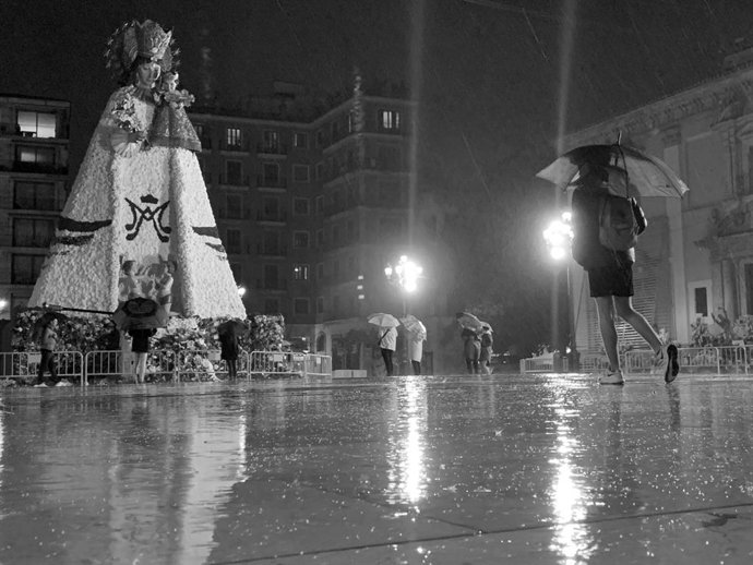 Luis García Vaquero, primer premio con la fotografía con el lema 'Fiestas' y título 'Devoció',