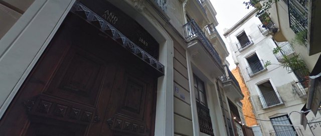 Edificio donde ha tenido lugar el desalojo en València