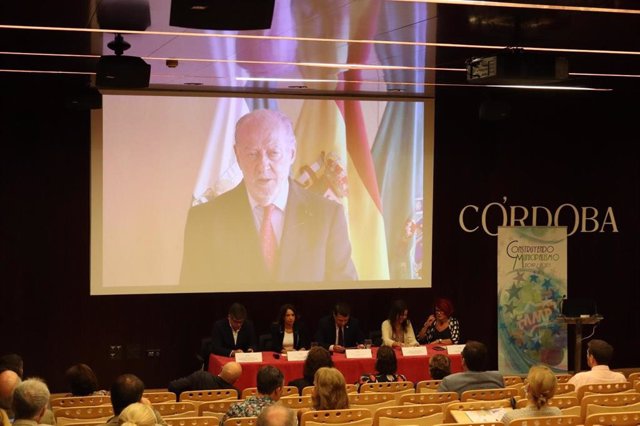 Celebración de la primera jornada del Plan de Formación Continua FAMP 2022 en Córdoba en la que se ha abordado la 'Economía del Cuidado impulsada desde lo Local'.