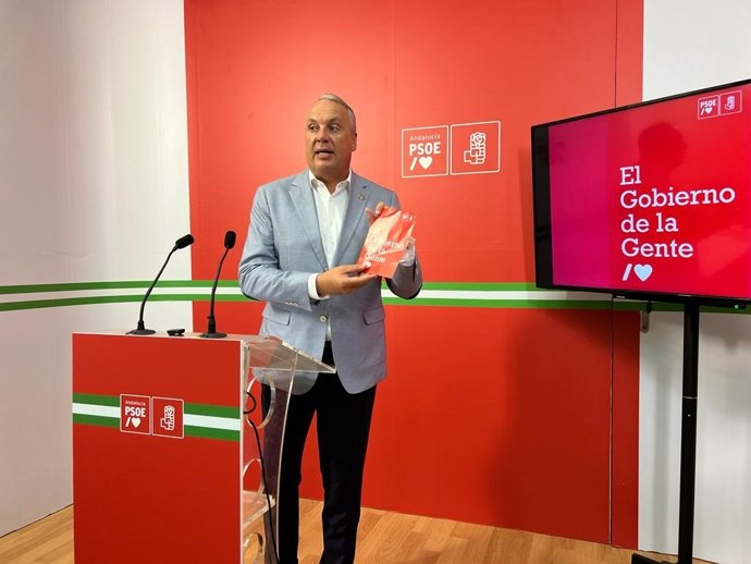 Ruiz Boix en rueda de prensa en una imagen de archivo.