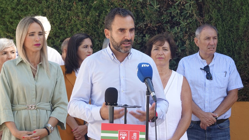 El secretario general del PSOE de Málaga, Daniel Pérez.