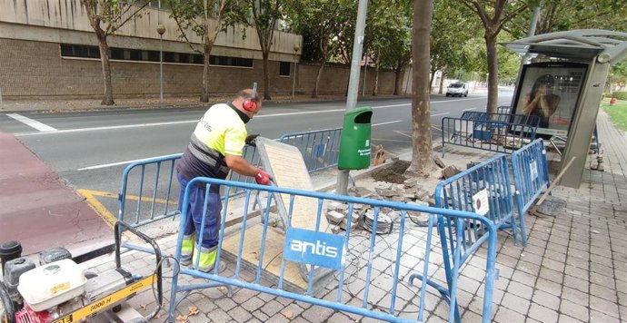 Reparación aceras en calle Madre de Dios
