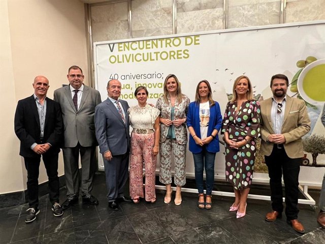 Aranda (4i), en la inauguración del encuentro.