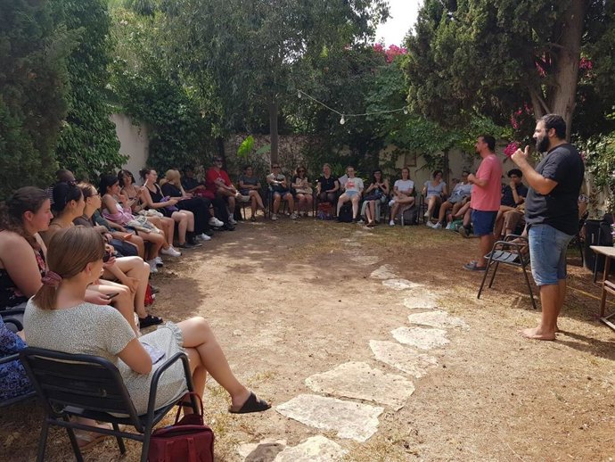 Estudiantes de la estancia lingüística de verano en Baleares.