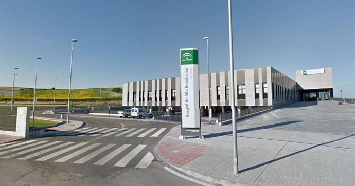 Archivo - Vista exterior del Hospital de Lebrija.