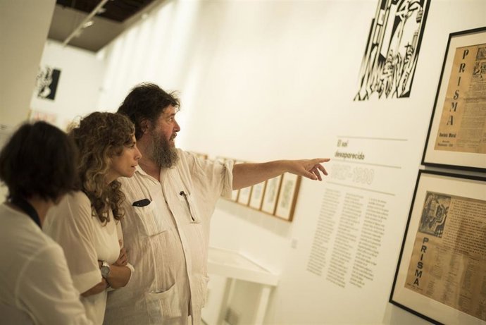 Nota De Prensa Y Fotografía. Exposición Helios Gómez