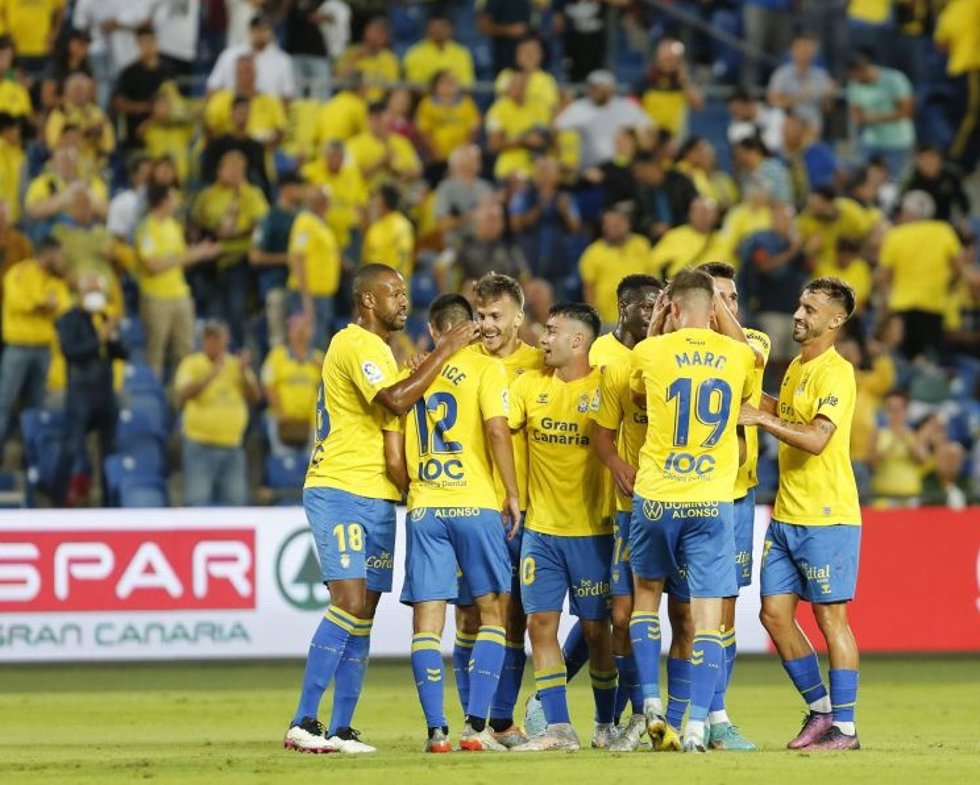 Los jugadores de la UD Las Palmas celebran su gol ante el Leganés en LaLiga SmartBank 2022-2023.