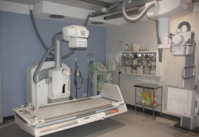 Archivo - Nuevo TC de 64 cortes de hospital Mancha Centro.