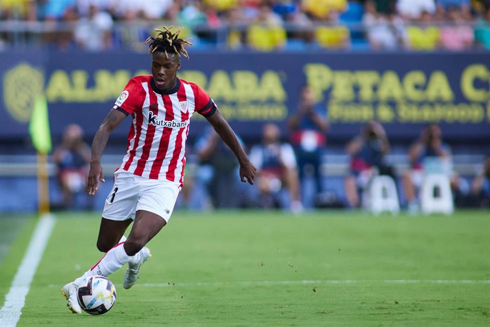 El futbolista del Athletic Club Nico Williams durante un partido