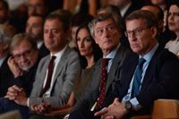 Feijóo culpa a Sánchez de "tensionar" aún más al CGPJ con su ley "inconstitucional" para renovar el TC