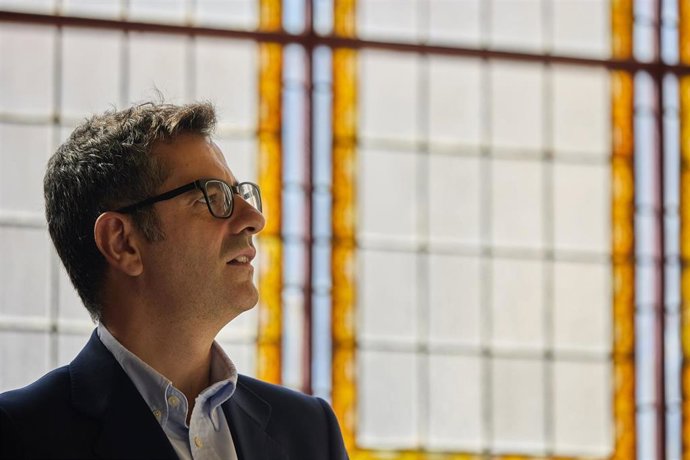 El ministro de la Presidencia, Félix Bolaños, durante una visita al Panteón de los Hombres Ilustres, a 16 de septiembre de 2022, en Madrid (España). En este edificio, adscrito a Patrimonio Nacional 15 de septiembre de 2022, descansan los restos de algun