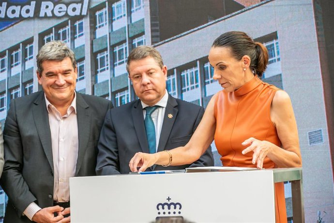 Firma de protocolo para la reordenación del entorno del antiguo Hospital de Nuestra Señora de Alarcos