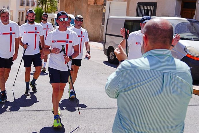 García llega a Dalías (Almería) tras peregrinar al Cristo de la Luz