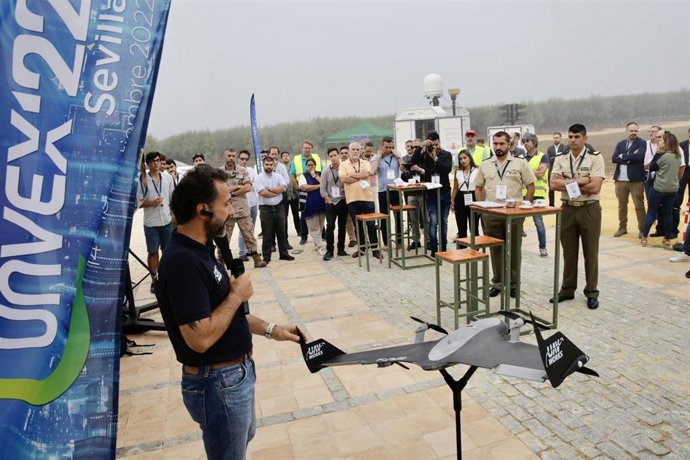 Drones de salvamento, automáticos pilotados a cientos de kilómetros, y C -UAS en el cielo de Sevilla.