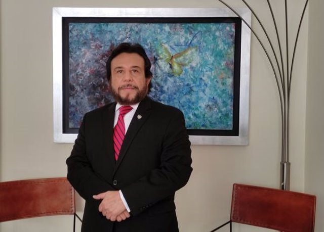 Archivo - El vicepresidente salvadoreño, Félix Ulloa.