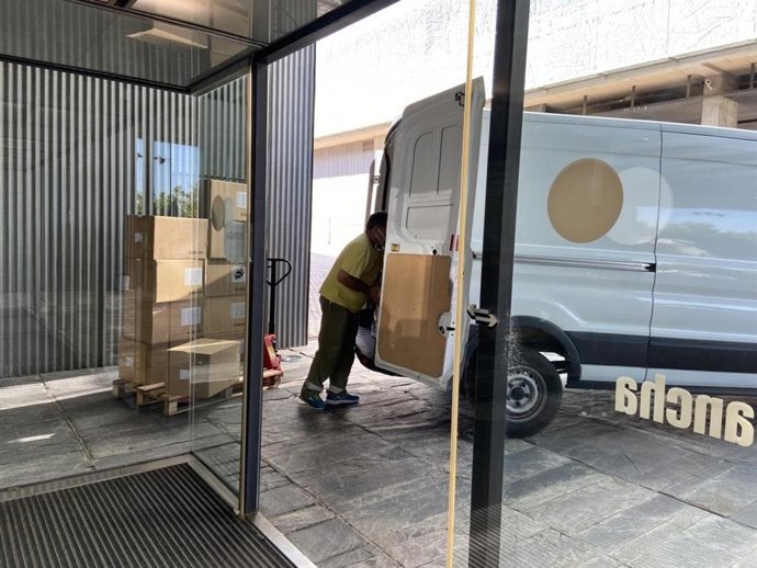Archivo - Cvirus.- Cerca de 67 millones de artículos de protección han llegado a  centros sanitarios de C-LM 