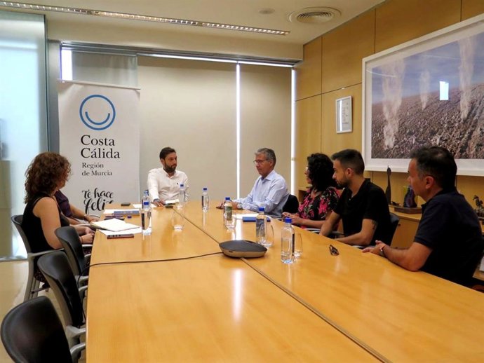 Nota + Foto/La Comunidad Y El Sector Preparan Acciones Para Multiplicar El Alcance De La Oferta Regional De Turismo Médico Y De Salud