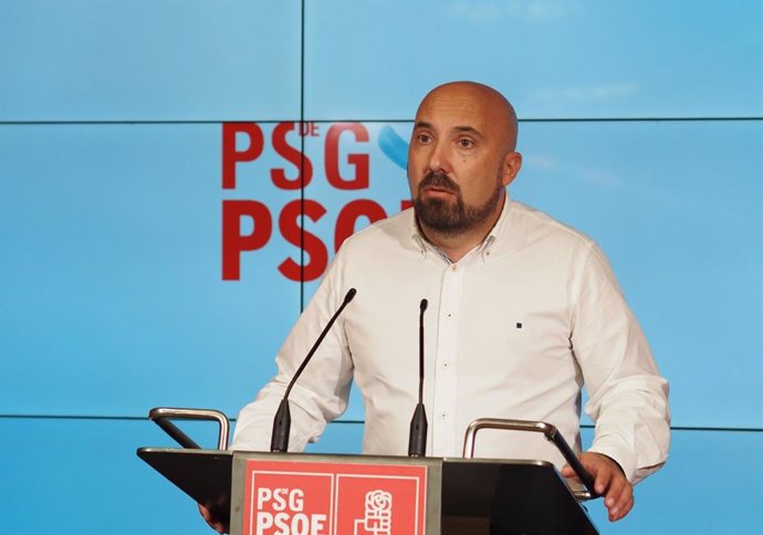 El secretario de Organización del PSdeG, José Manuel Lage, en rueda de prensa.