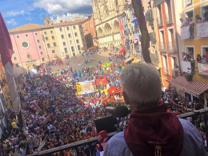 Fernando Herranz pregona el inicio de San Mateo en Cuenca.