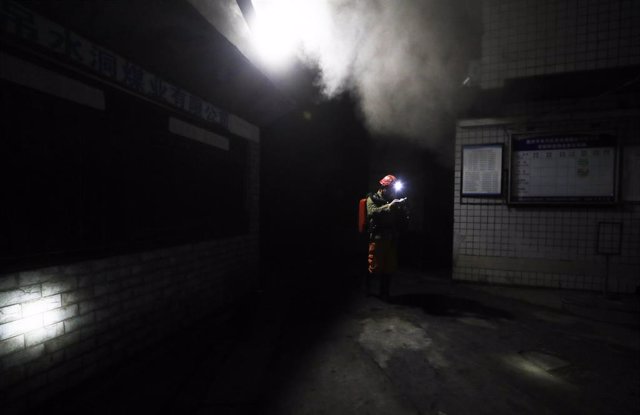 Archivo - Fuga de monóxido de carbono en una mina de Chongqing (China)